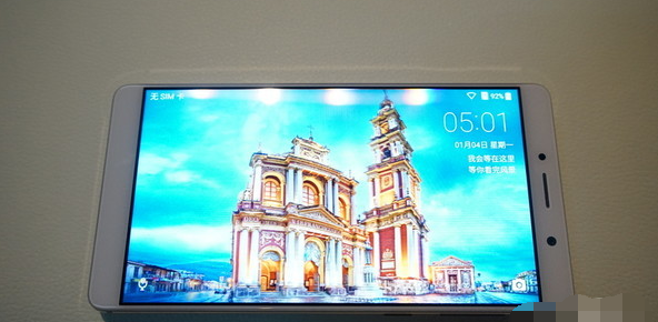 2017巨屏手機(jī)有哪些 4款2017市售高關(guān)注度大屏手機(jī)推薦_www.dnjishu.com 2017巨屏手機(jī)有哪些 4款2017市售高關(guān)注度大屏手機(jī)推薦_m.memoryoverflow.cn